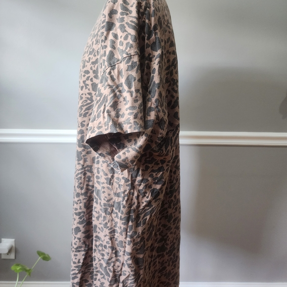 Macys Leopard Plus Size - Picture 2 of 3